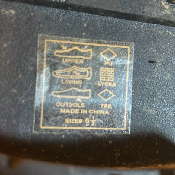 Black shiny combat boots - Picture 3 of 3